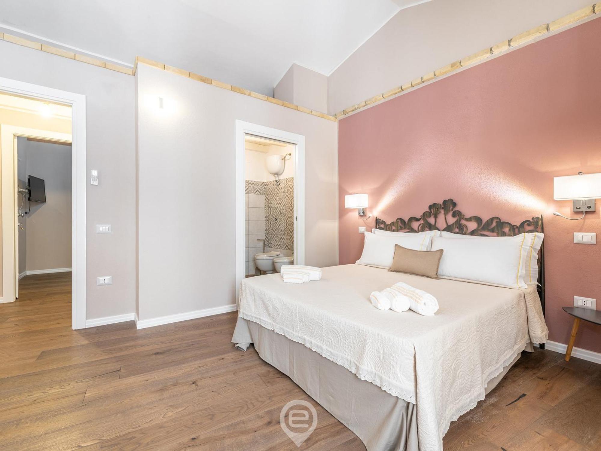 Promenade Boutique Rooms - City Centre カリアリ エクステリア 写真