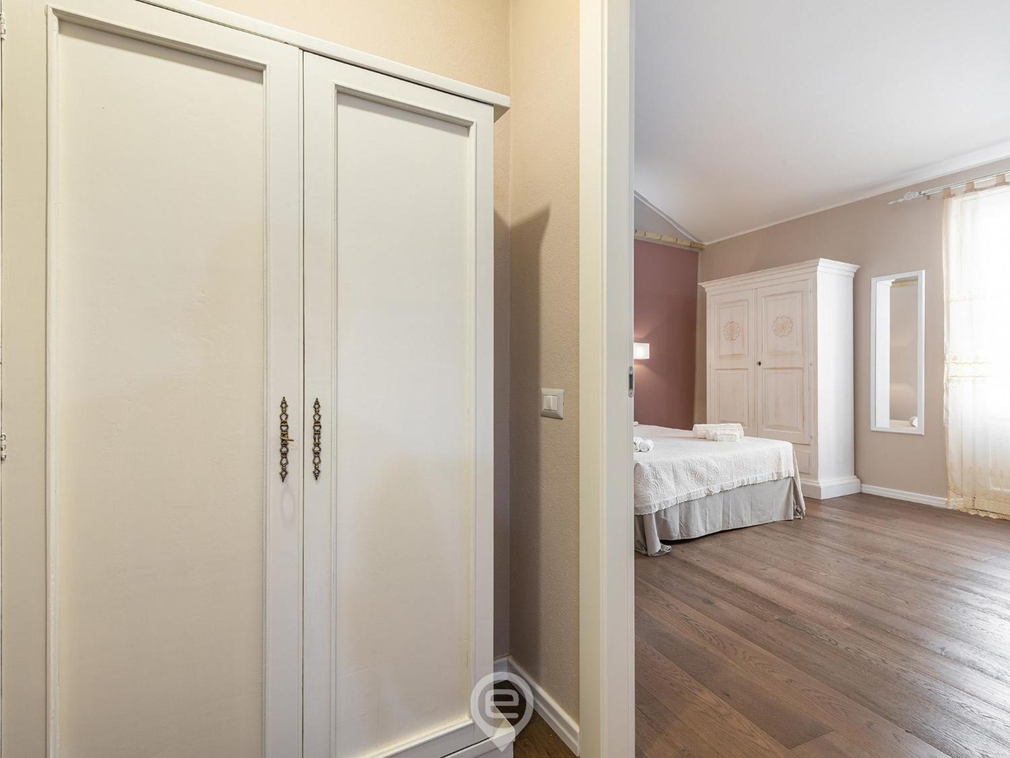 Promenade Boutique Rooms - City Centre カリアリ エクステリア 写真