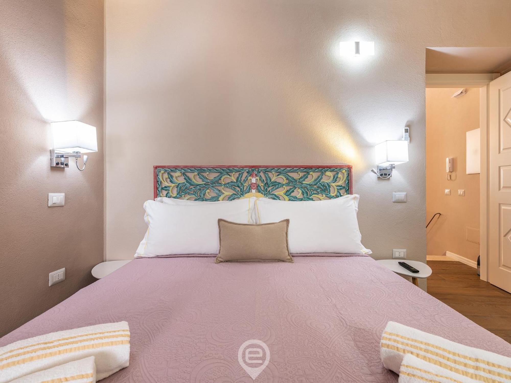 Promenade Boutique Rooms - City Centre カリアリ エクステリア 写真