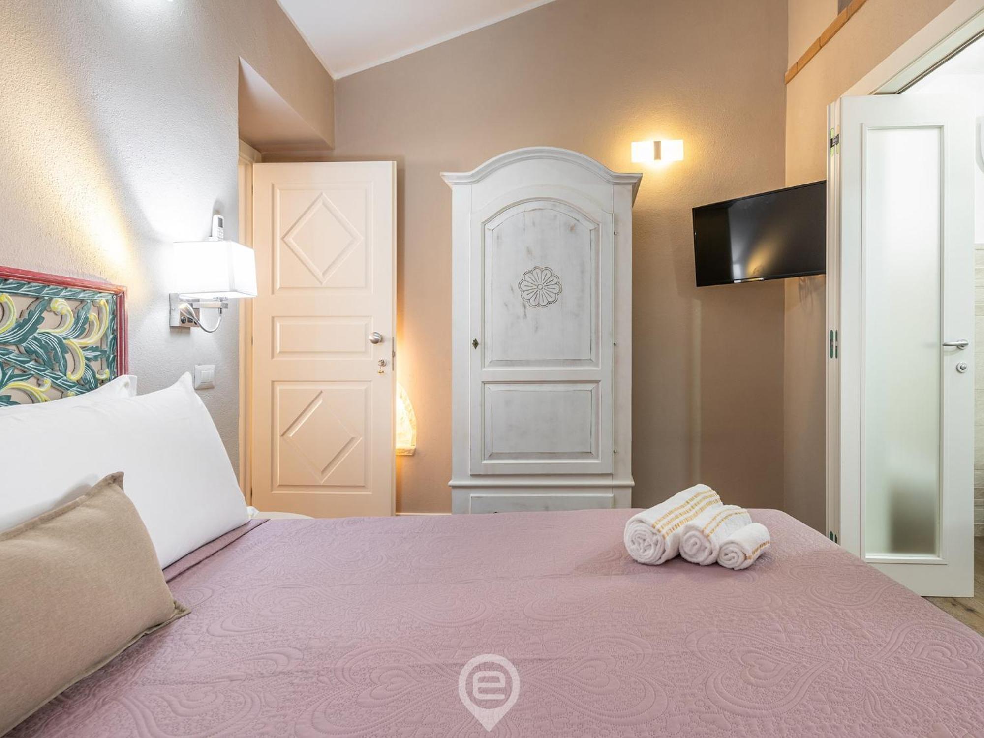 Promenade Boutique Rooms - City Centre カリアリ エクステリア 写真